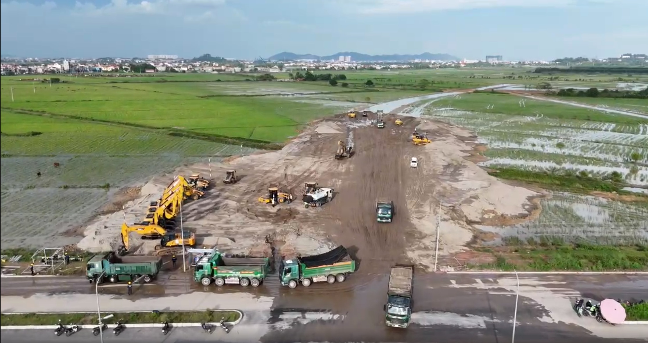 Tiến độ Vinhomes King Park tháng 9/2026: Tên mới đã lên biển, đại đô thị dần hiện hữu - Hình ảnh 1